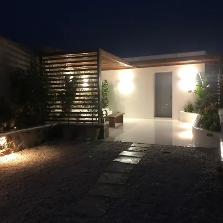 Chrysomelo Сasa de vacaciones Adamantas (Milos)