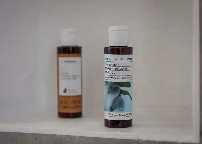 Chrysomelo Semesterbostad Adamantas (Milos)