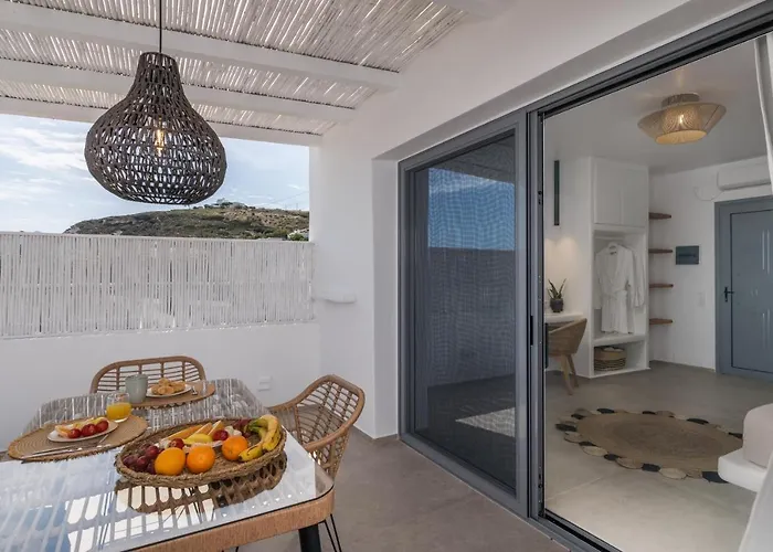 Tatil Evi Chrysomelo Adamantas (Milos)