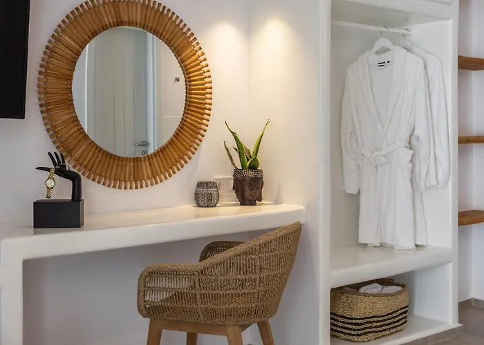 Chrysomelo * Adamantas (Milos)